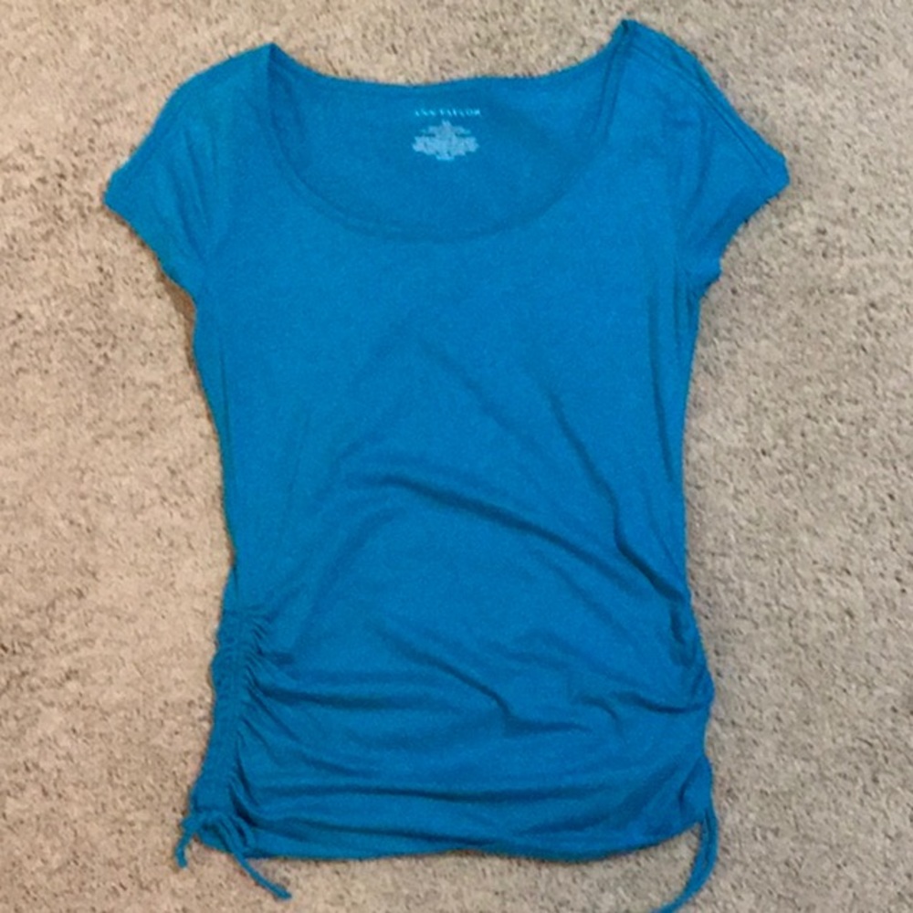 Ann Taylor ruched t-shirt